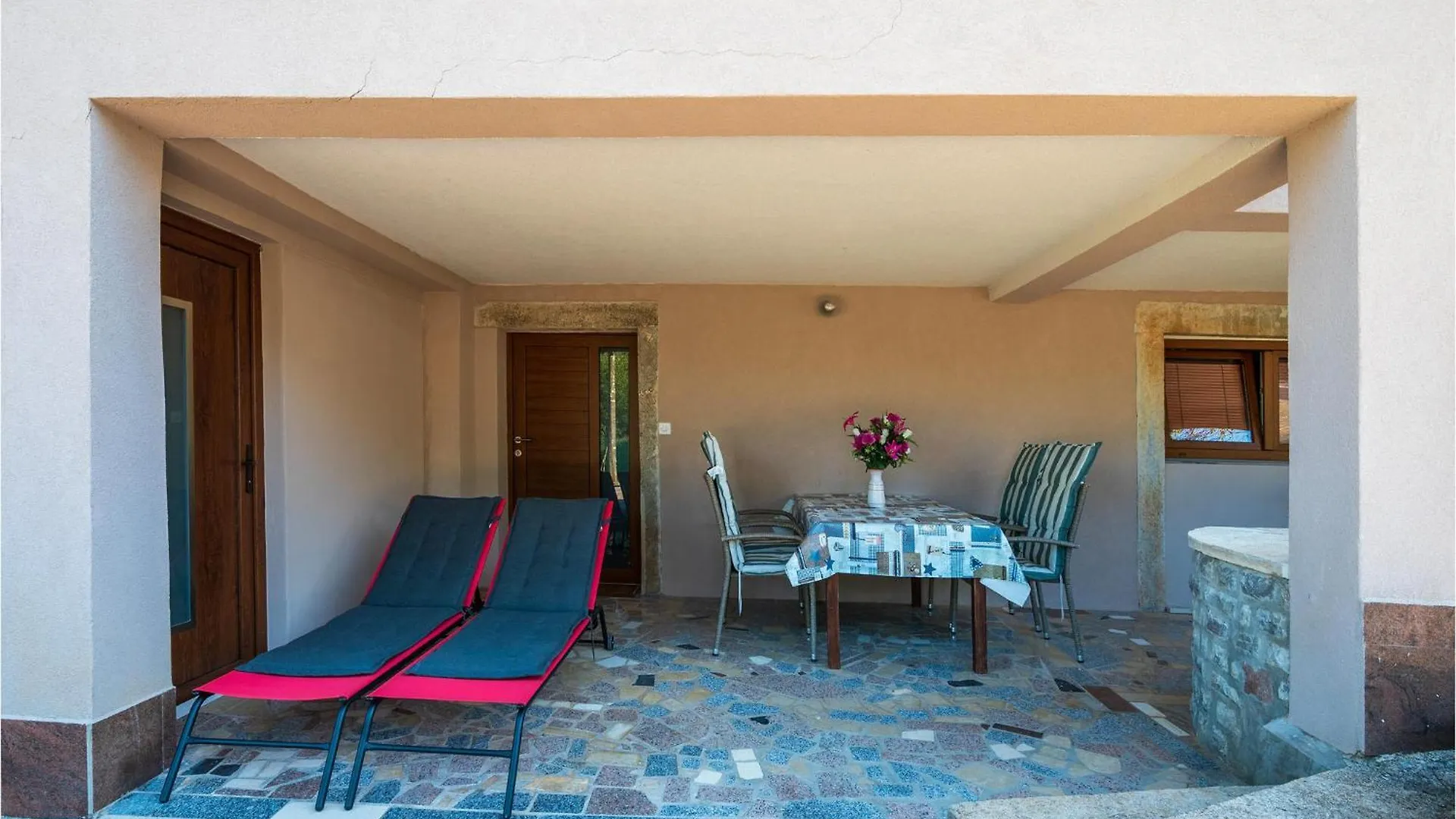 2 Bedroom Amazing Home In Rakotule Kroatien